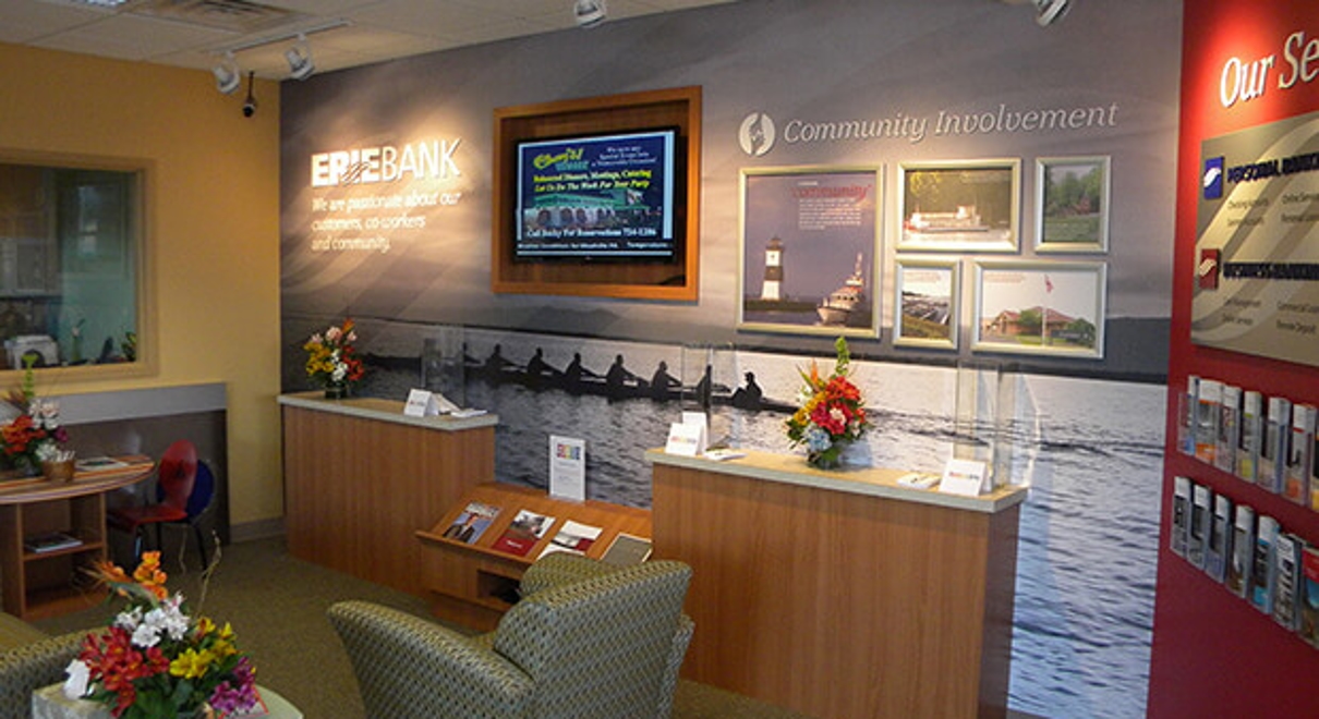 5 Reasons to Apply Graphics For Your Financial Institution