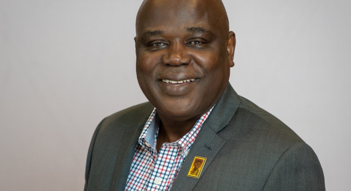 Robert Acquaye headshot