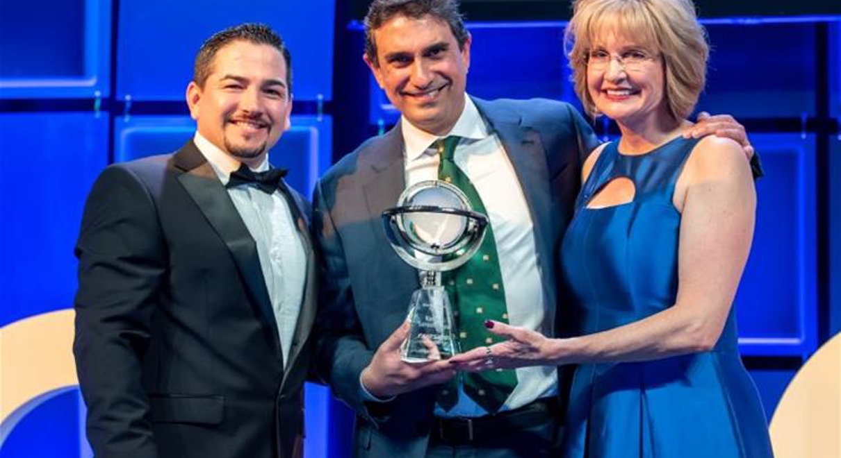 Franchise owners with award