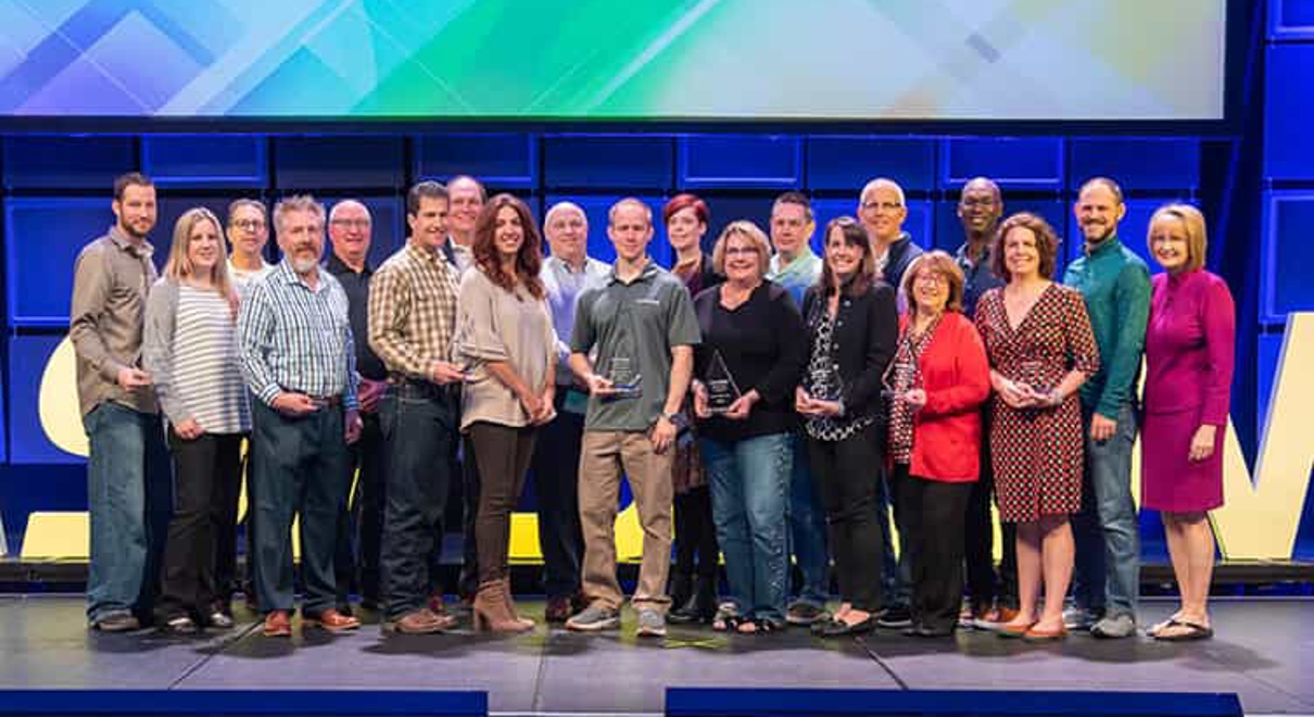 FASTSIGNS of Austin Burnet Rd receives the Pinnacle Award
