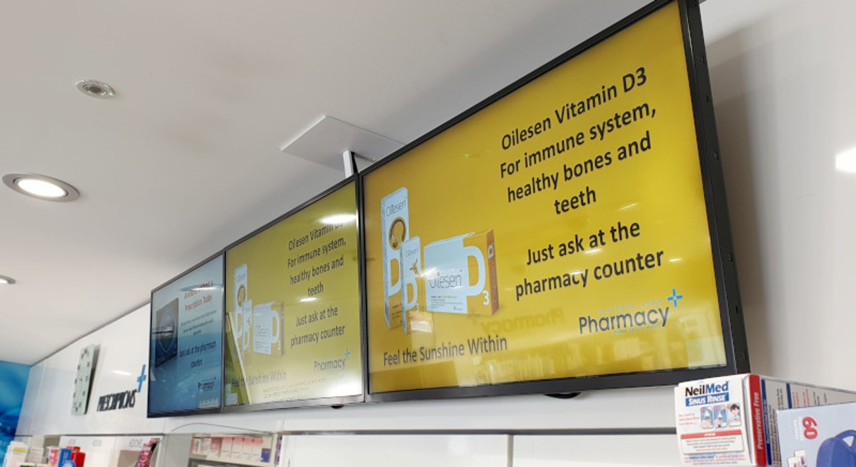 a screen demonstrates fastsigns of overland park's digital sign