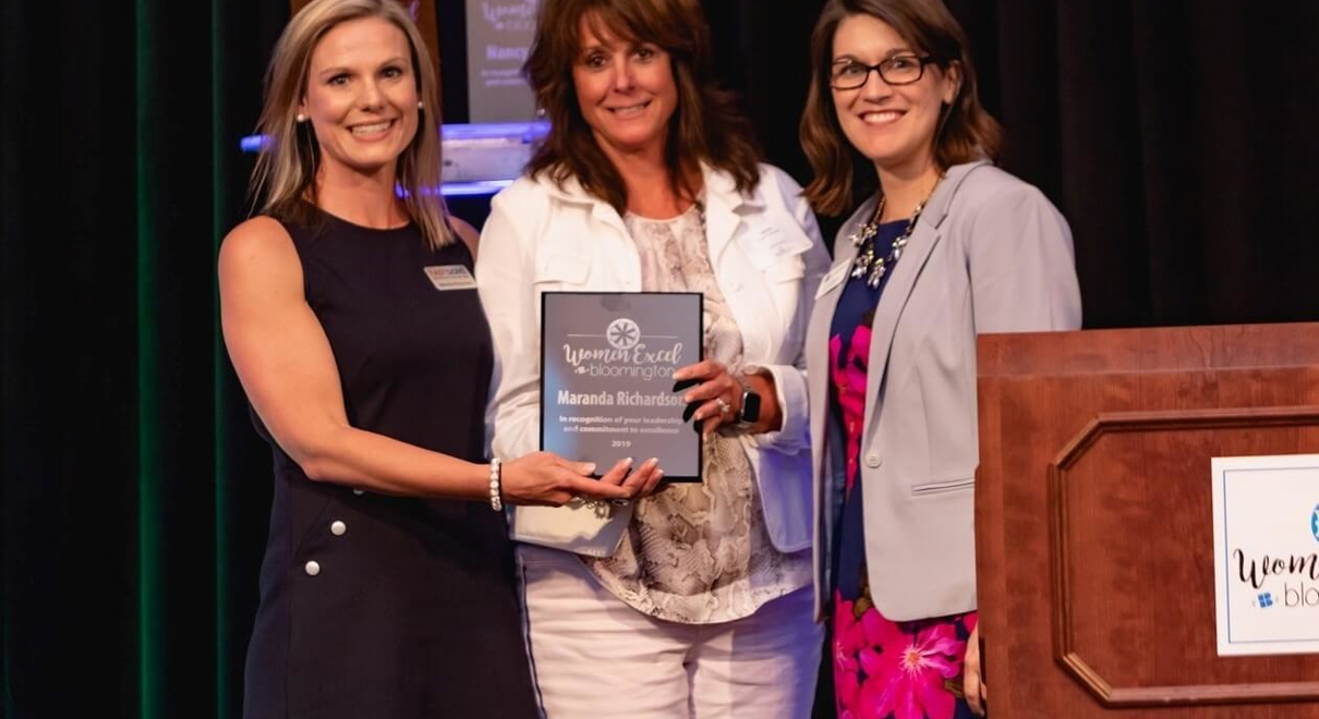 Maranda Richardson receiving an award