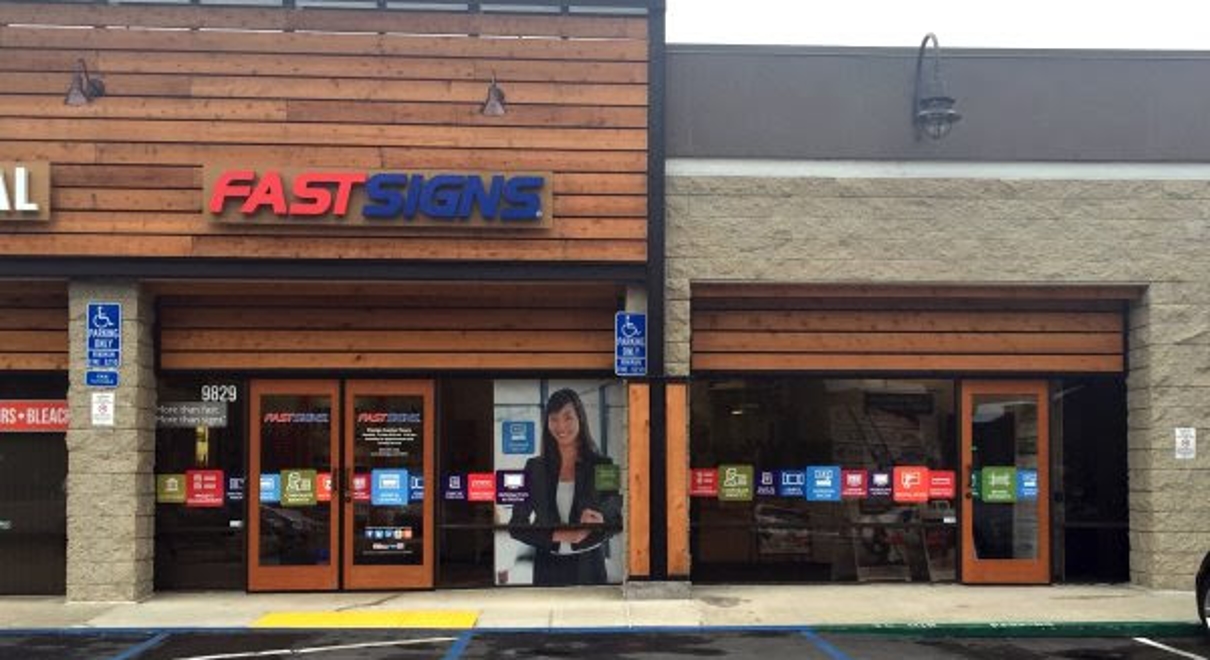 Shane Beard San Diego FASTSIGNS Franchisee Celebrates Over 20 years of Success