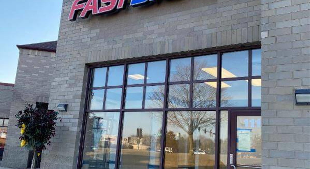 Geneva, IL_Center front_2021