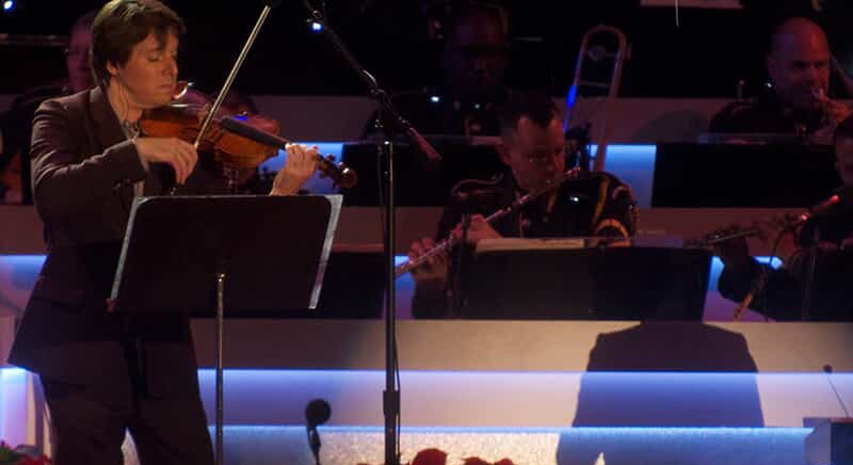 Joshua Bell plays his violin