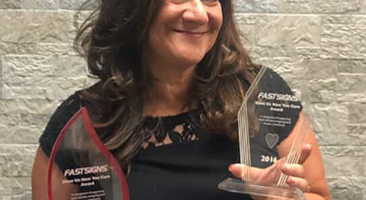 Renee Friedman receives two awards for charitable giving