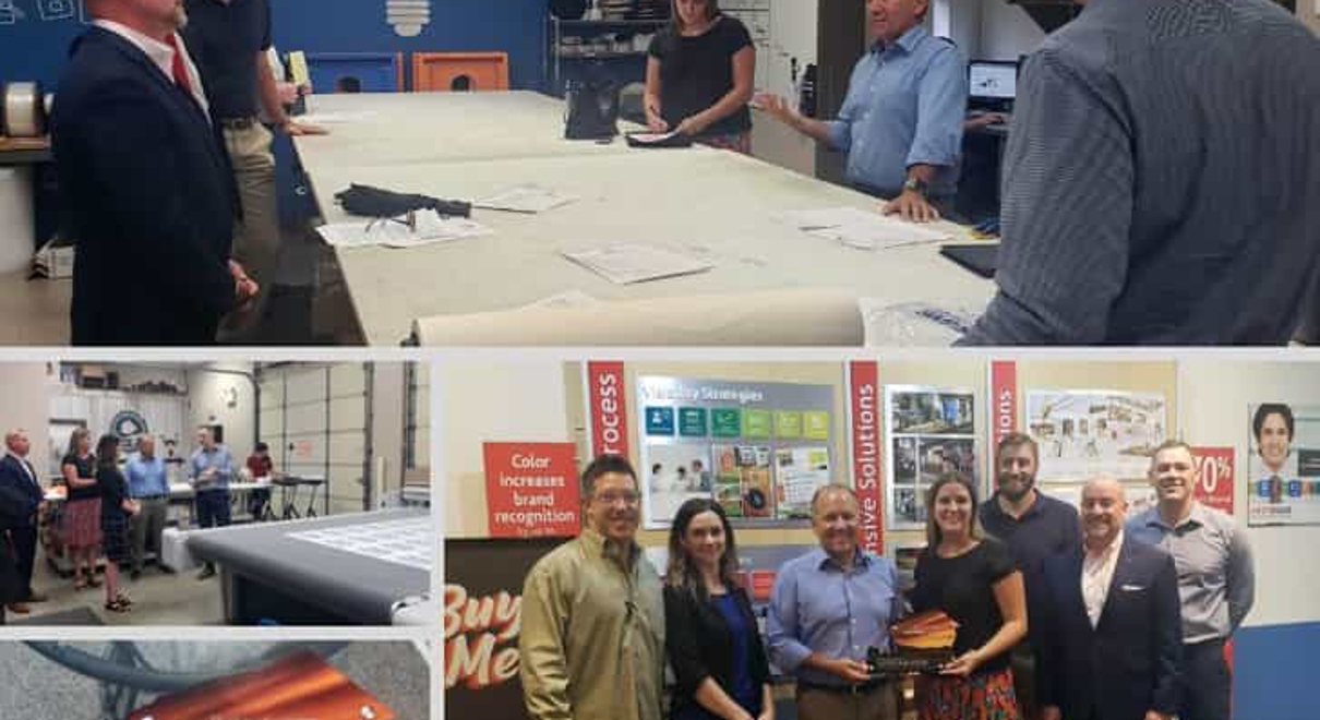 Congressman Lloyd Smucker visits the FASTSIGNS of Lancaster center