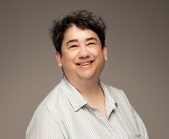 Headshot of Gail Shadowitz