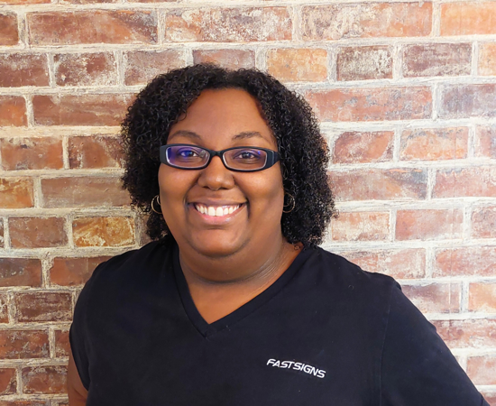 Headshot of Desirae Brown