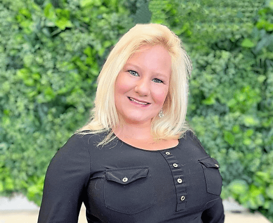 Headshot of Felicia Newton