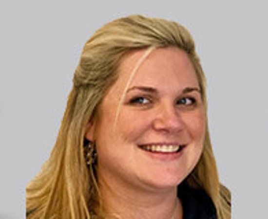 Headshot of Larissa Pottratz