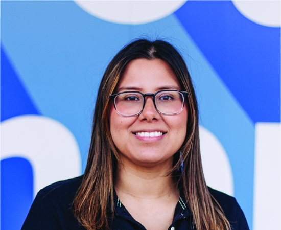 Headshot of Suri Farr