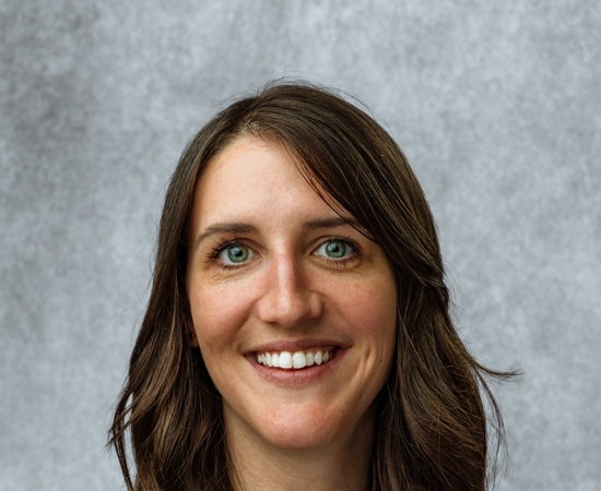 Headshot of Amanda Holmgren