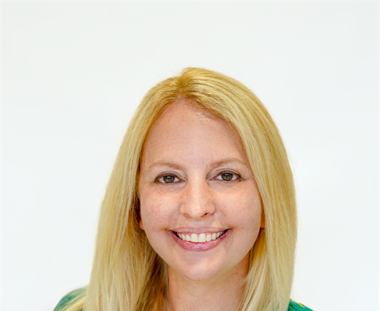 Headshot of Kristen Pearson