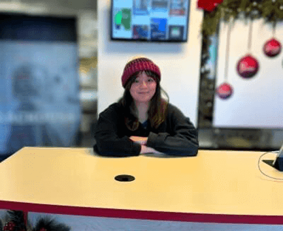 Headshot of Acacia Kawaguchi