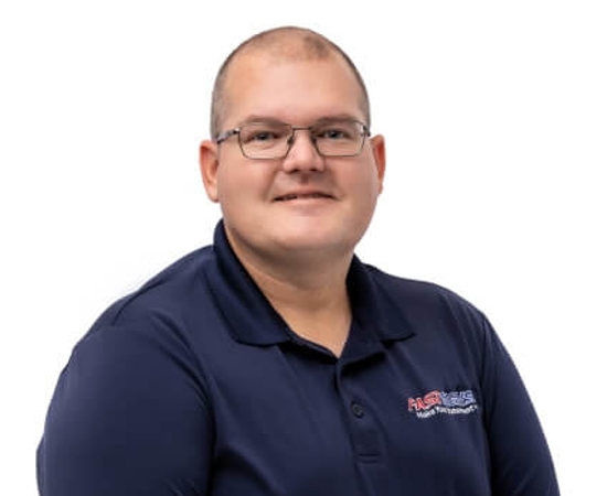 Headshot of Dustin Kemplin