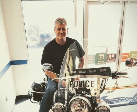 Headshot of Joe Lotz