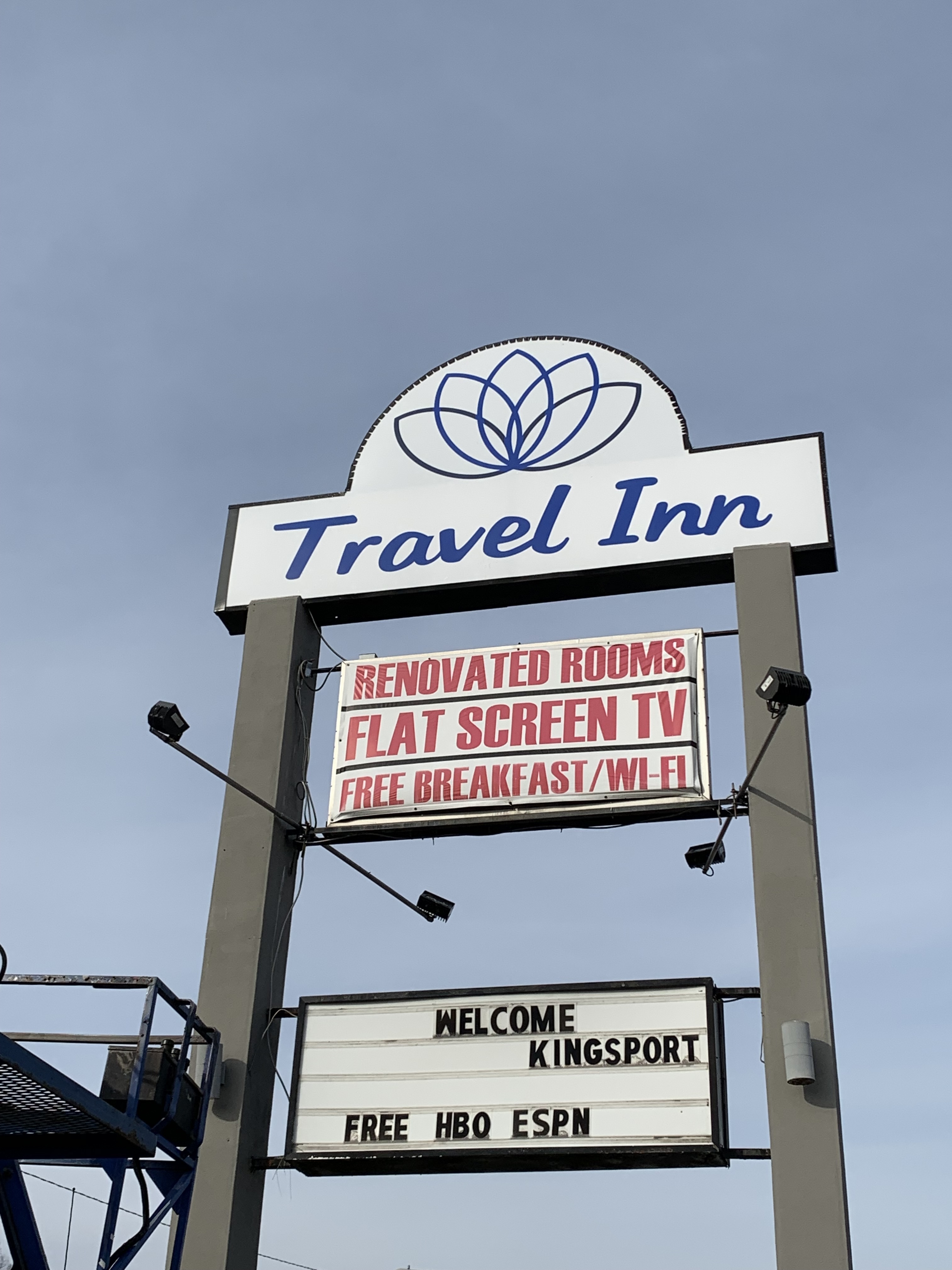 Travel Inn Pylon Sign