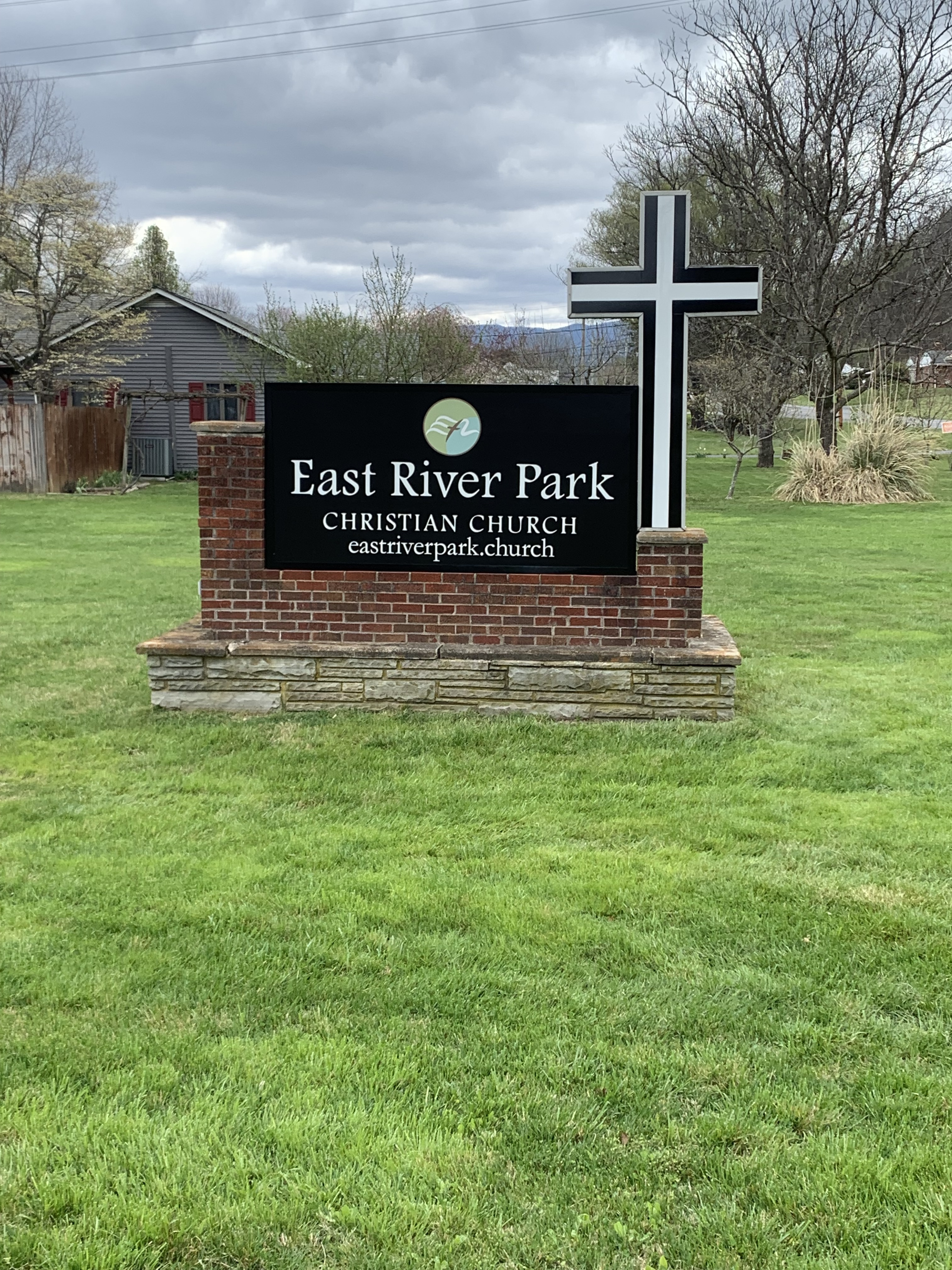 East River Park Church Monument Sign