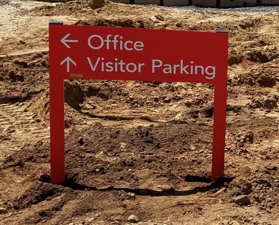 Exterior wayfinding sign