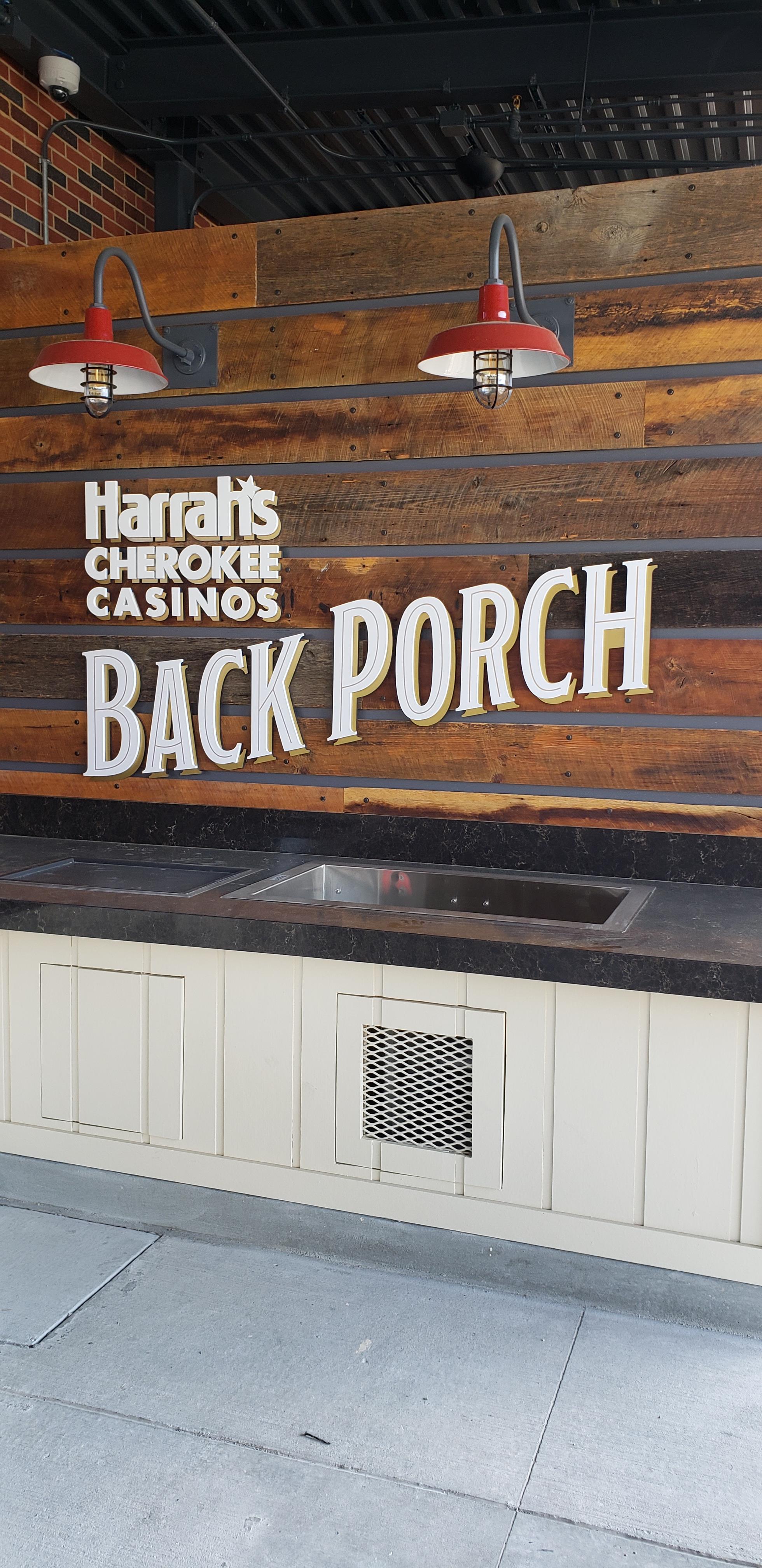 Harrah's Cherokee Casinos Sign