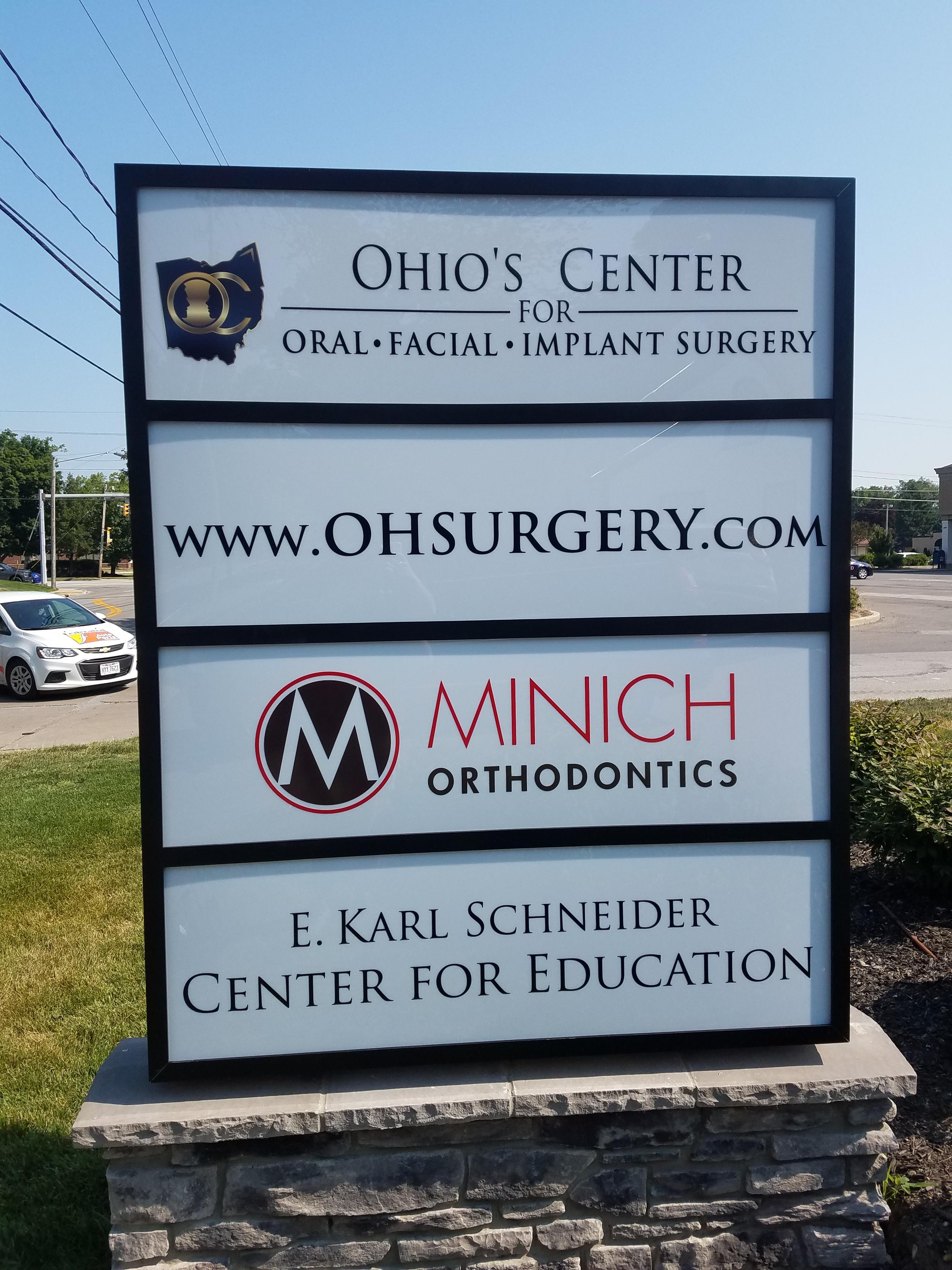 Monument & Yard Signs