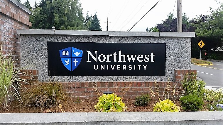 Dimensional monument sign