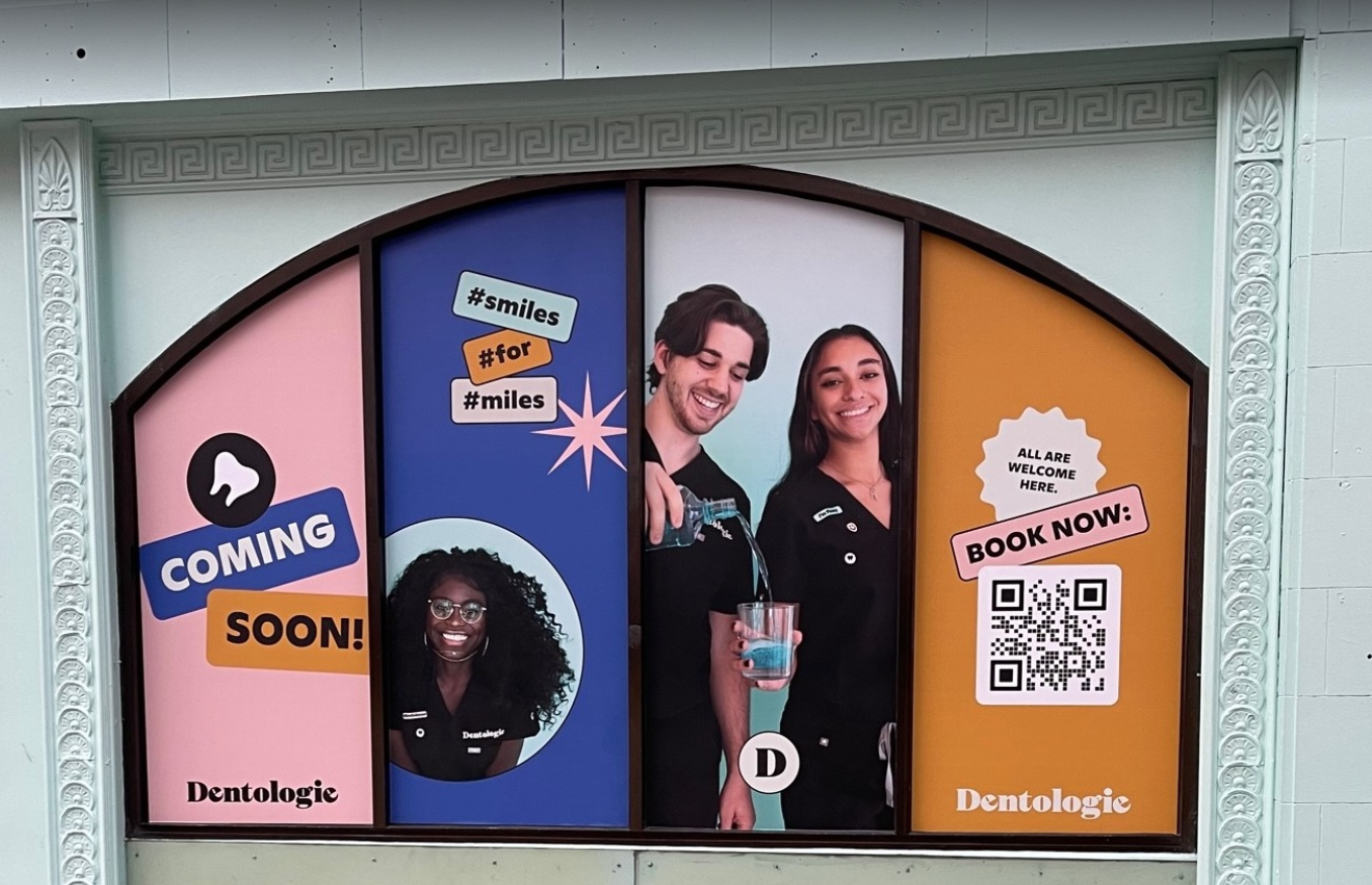 Dentologic Window Graphics