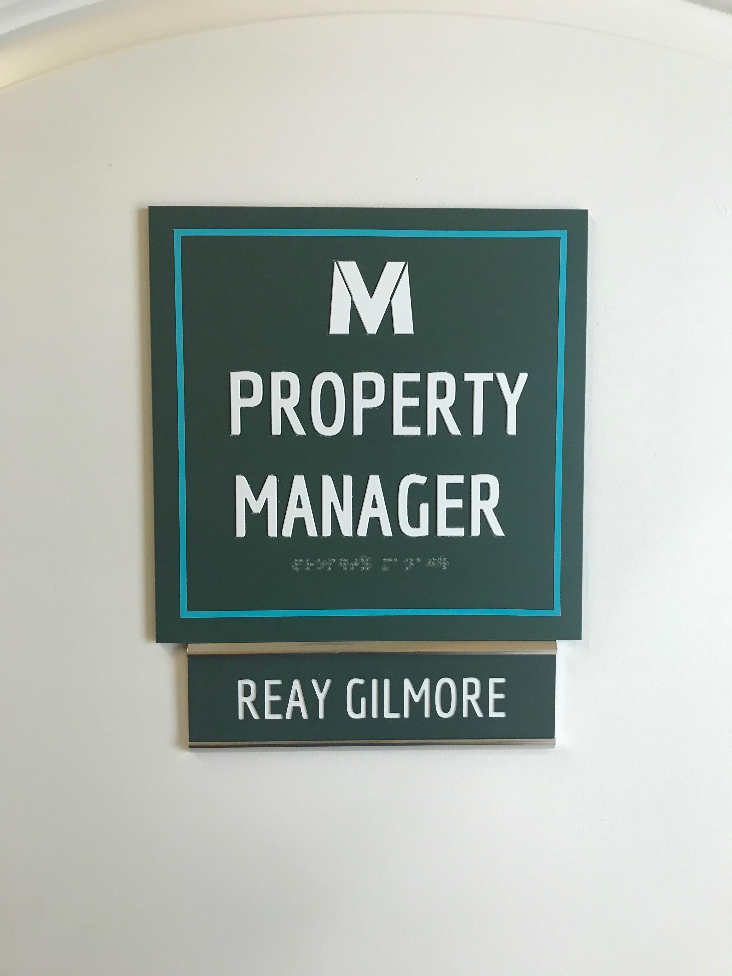 Mountain Valley Apartments Real Estate Signage