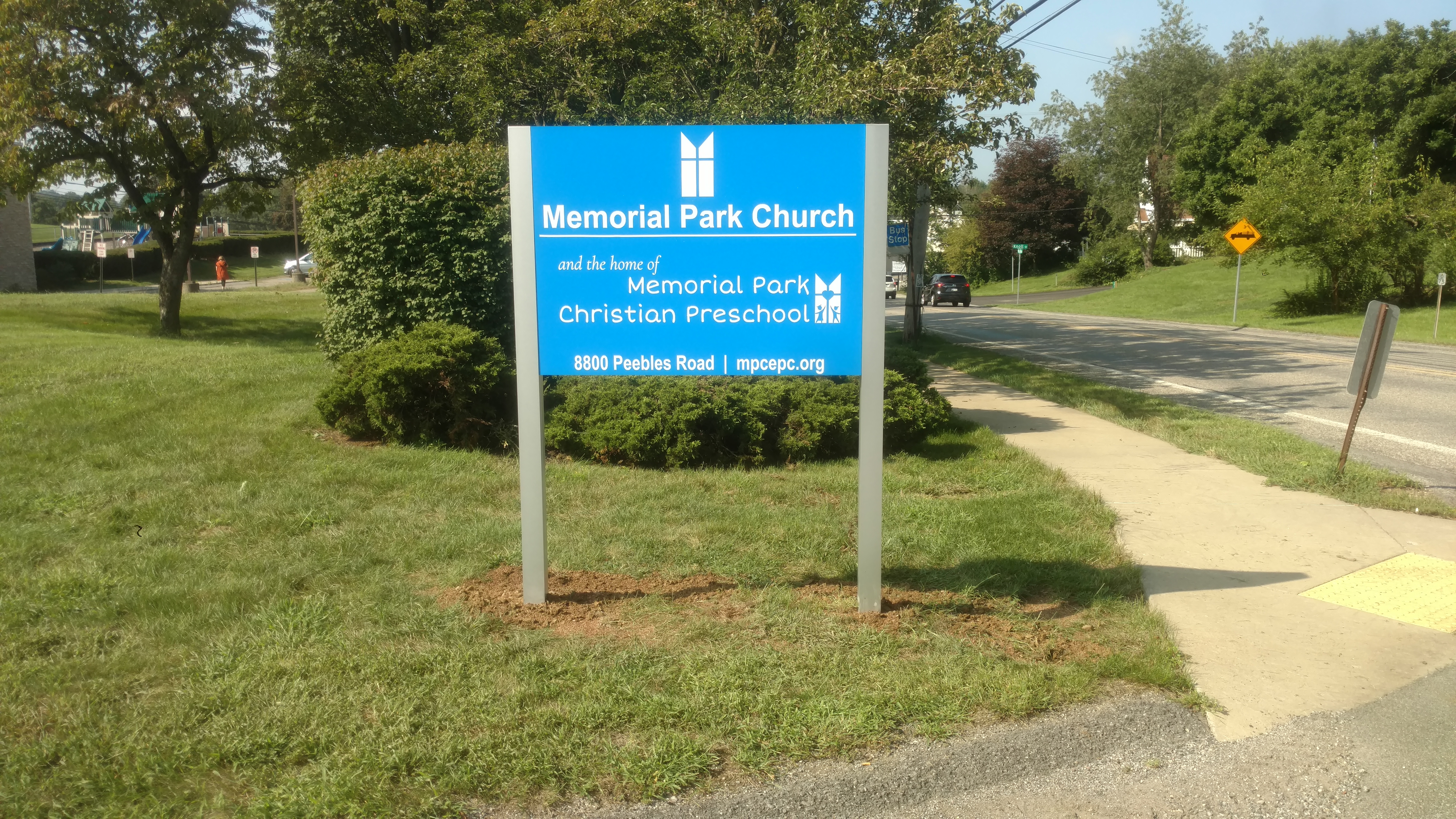 Memorial Park Church signage