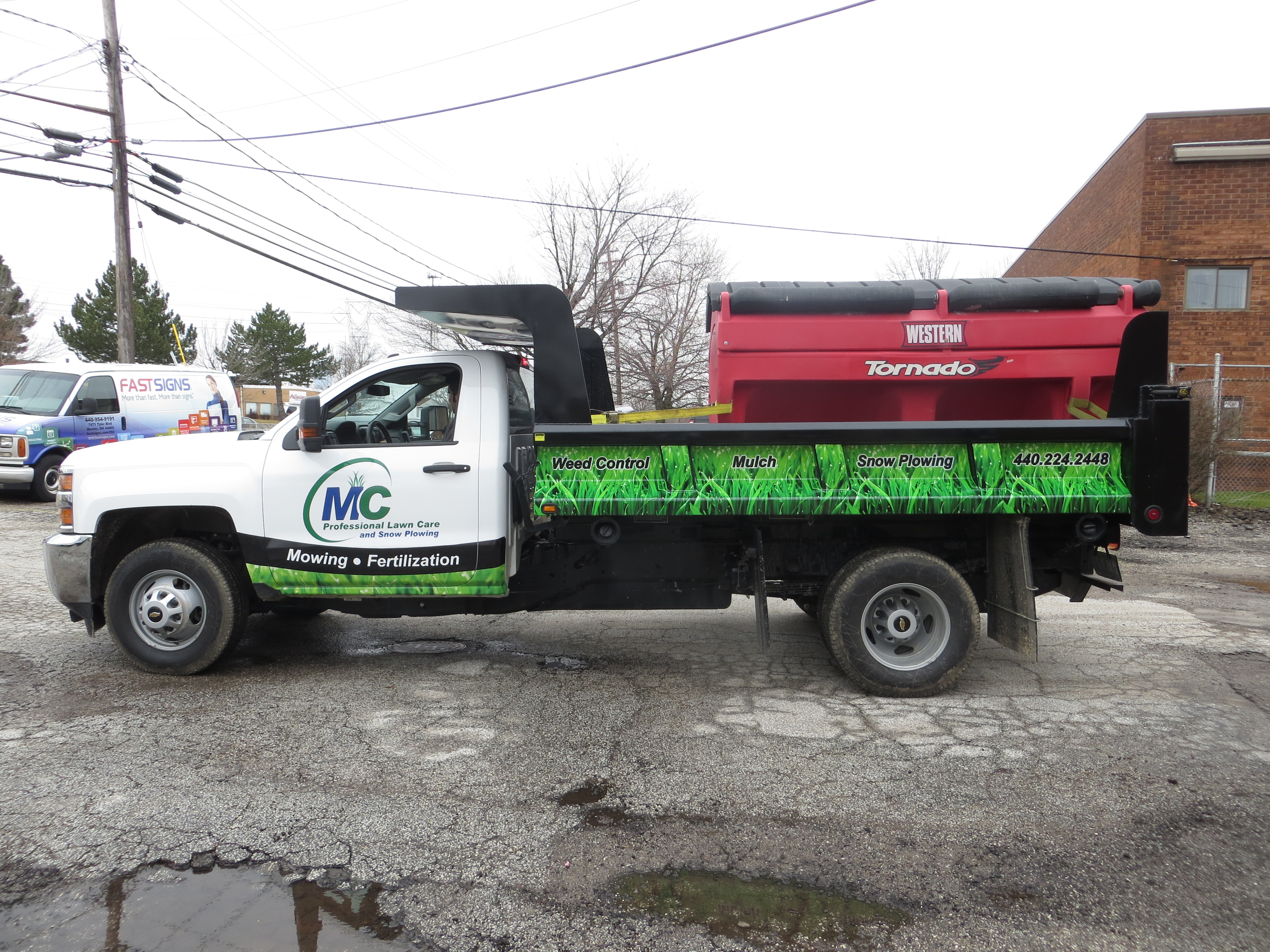 Vehicle Graphics & Wraps