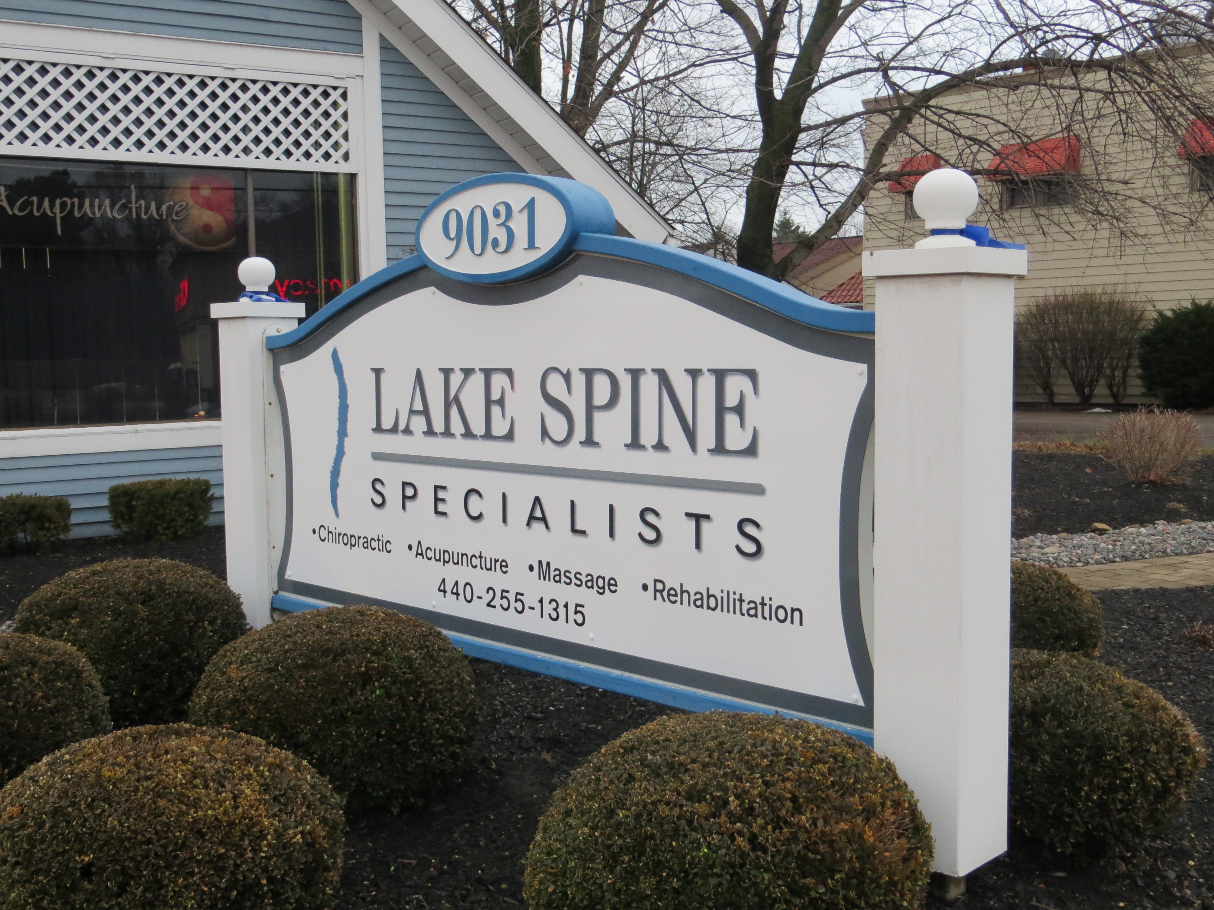 Monument & Yard Signs