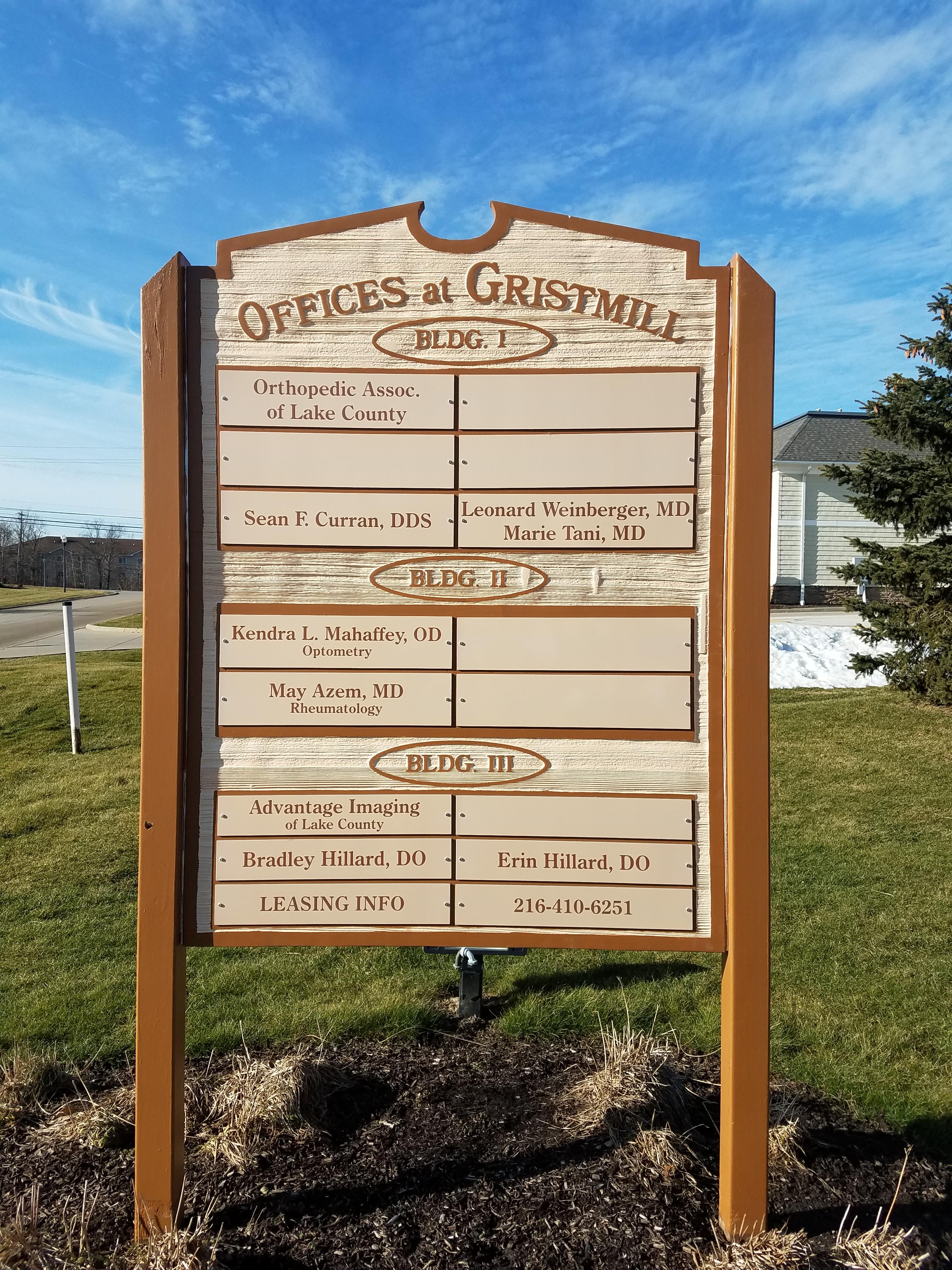 Monument & Yard Signs