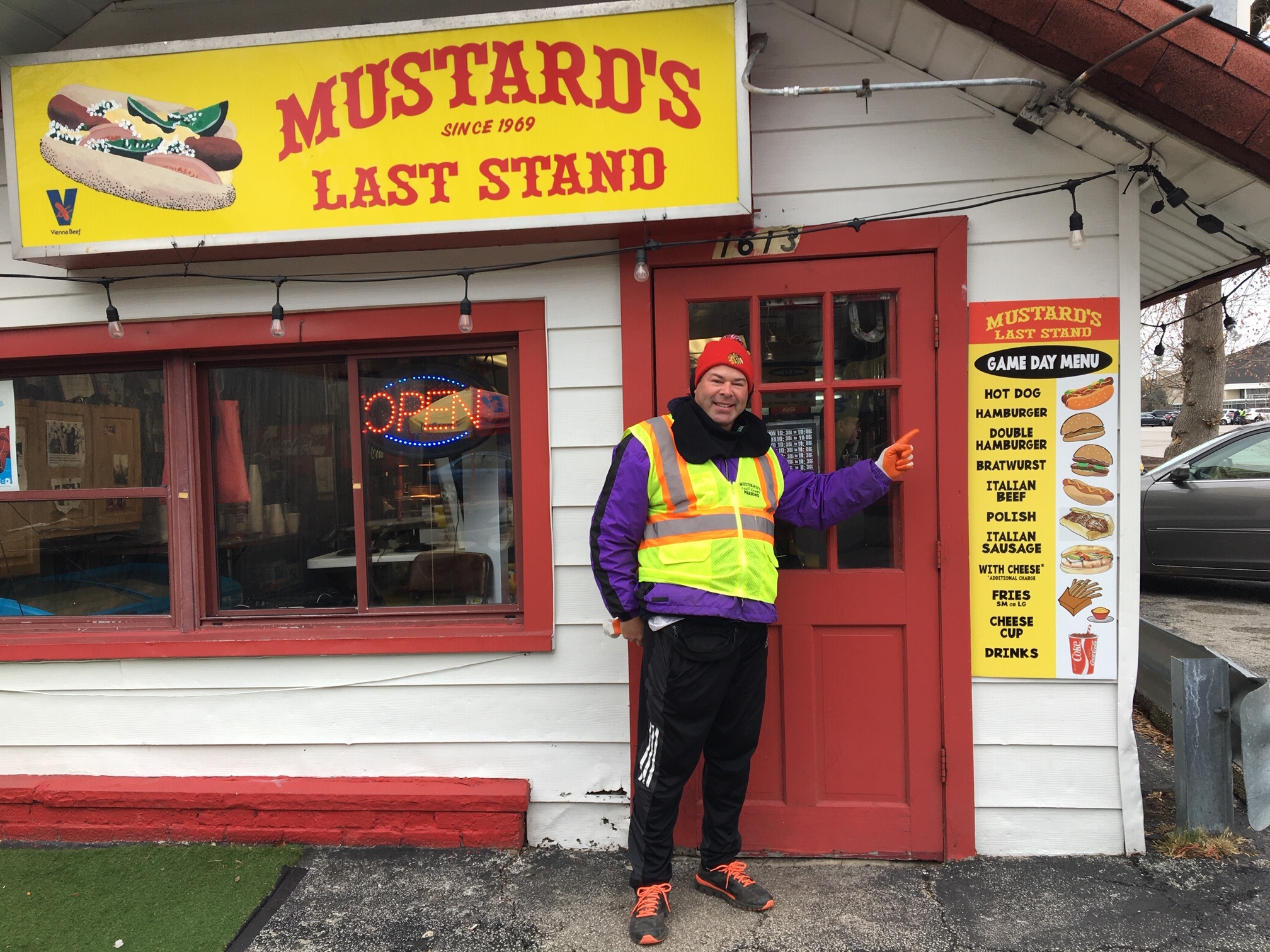 Mustard's Restaurant Signage