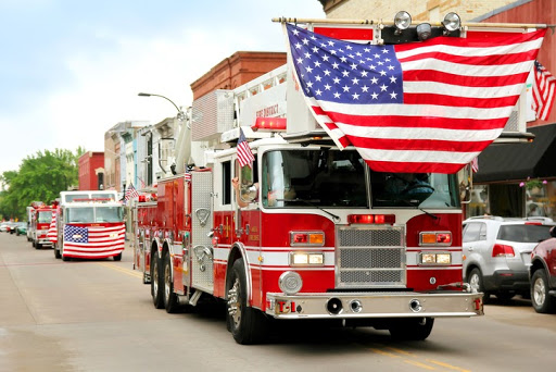 4th of july parade signs and banners