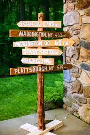 Unique wedding signs