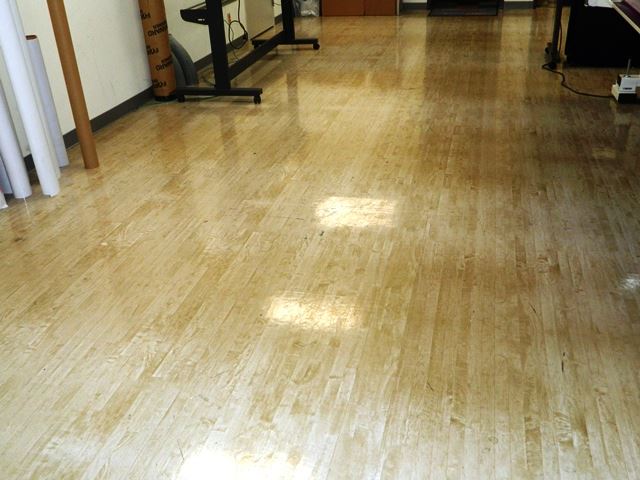 Vinyl flooring