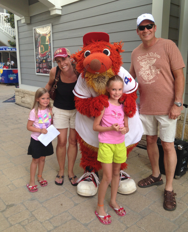 The Glenn family poses with Deuce, the Frisco RoughRiders mascot