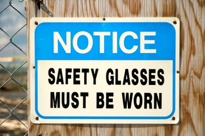 Safety Glasses Must be Worn Sign