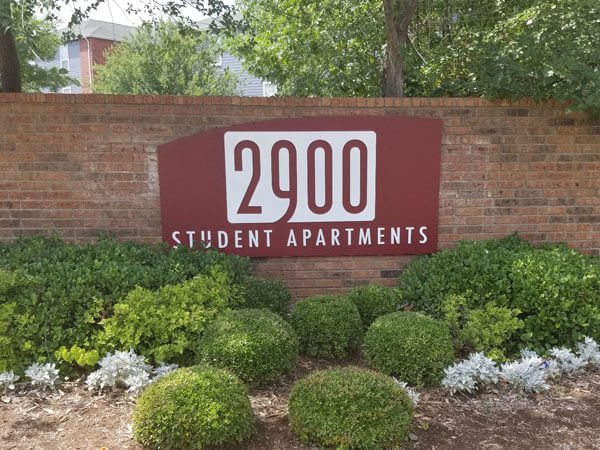2900 Student Apartments exterior signage