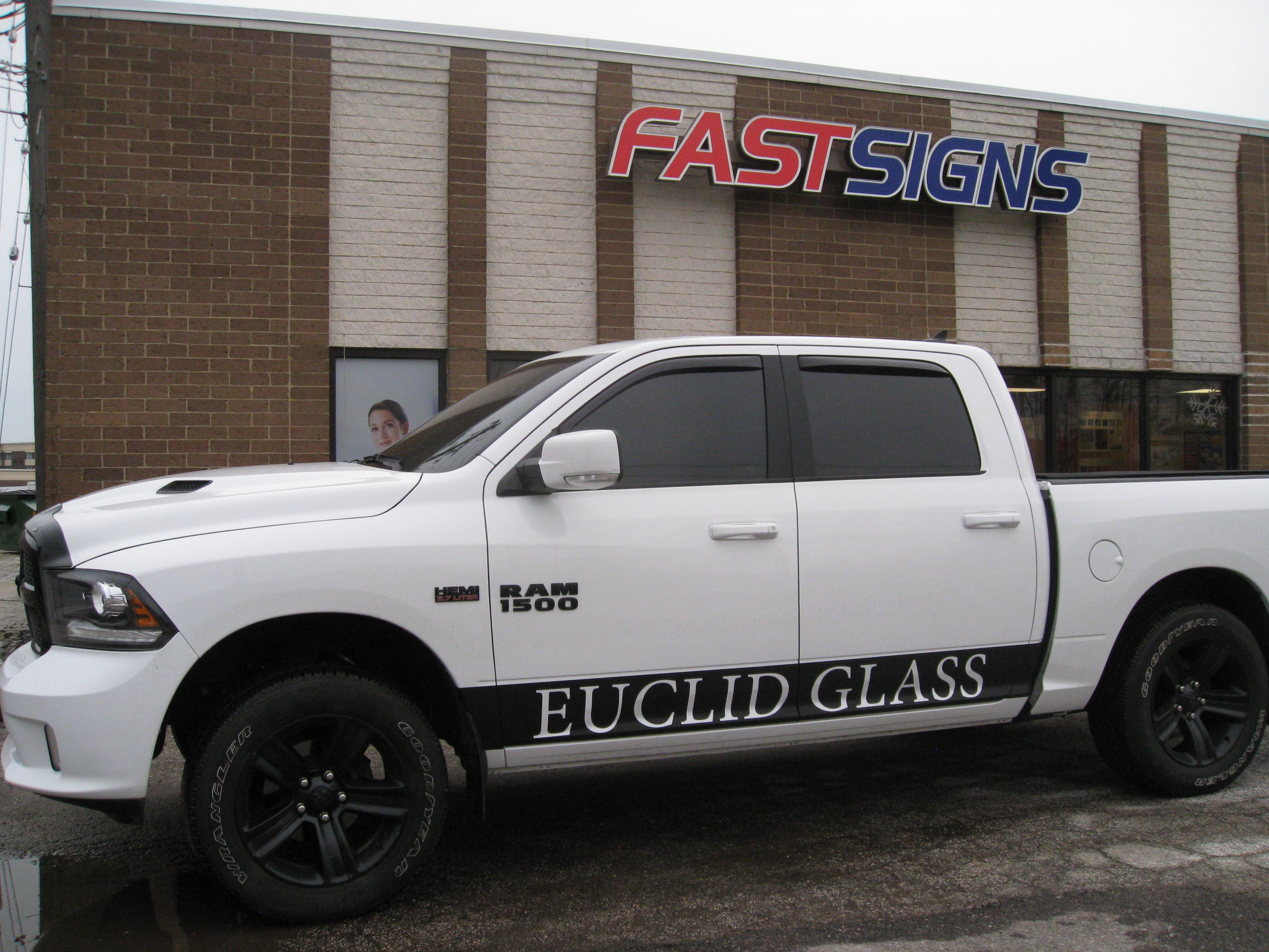 Vehicle Graphics & Wraps