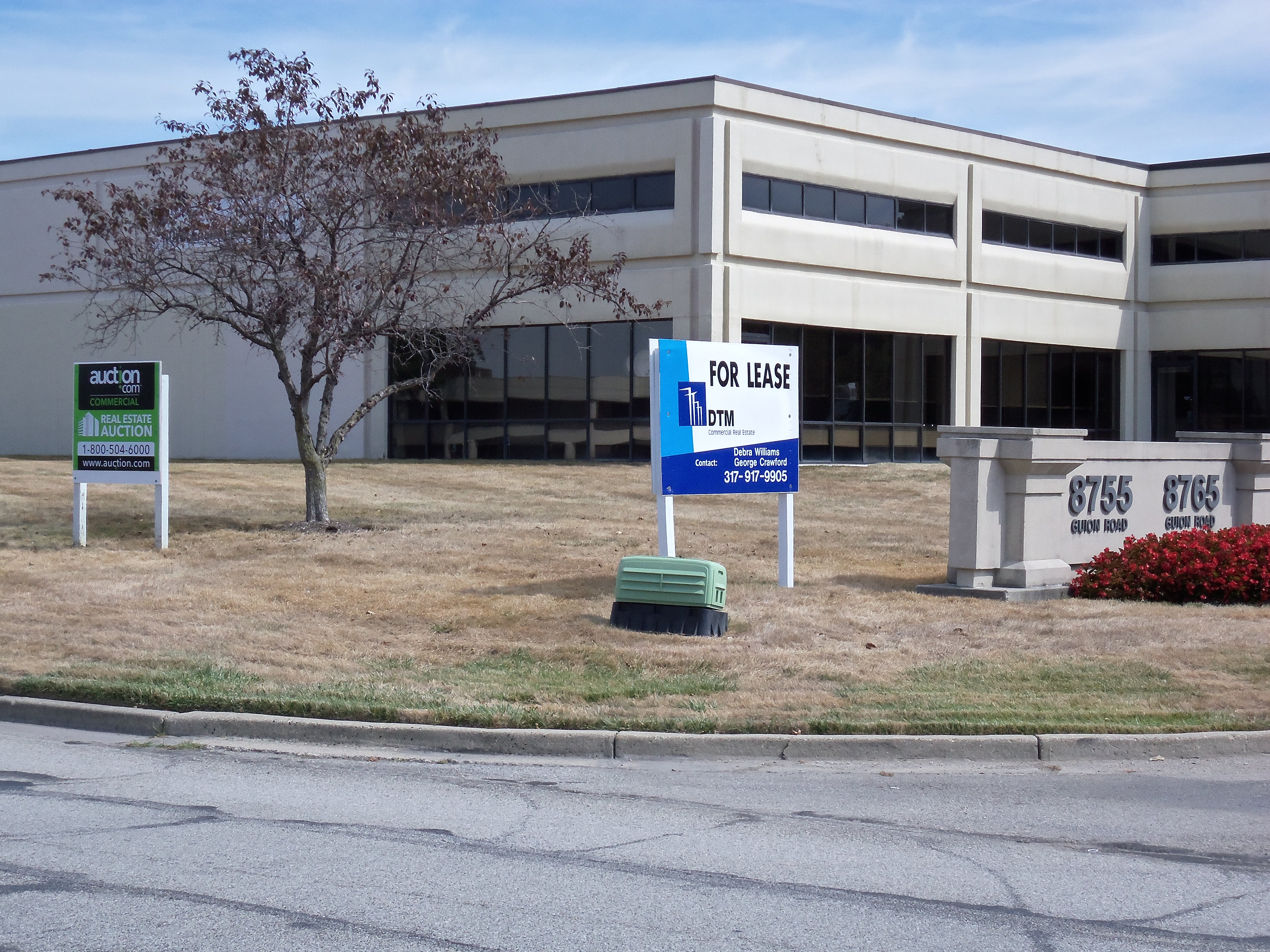 For Lease Exterior Signage