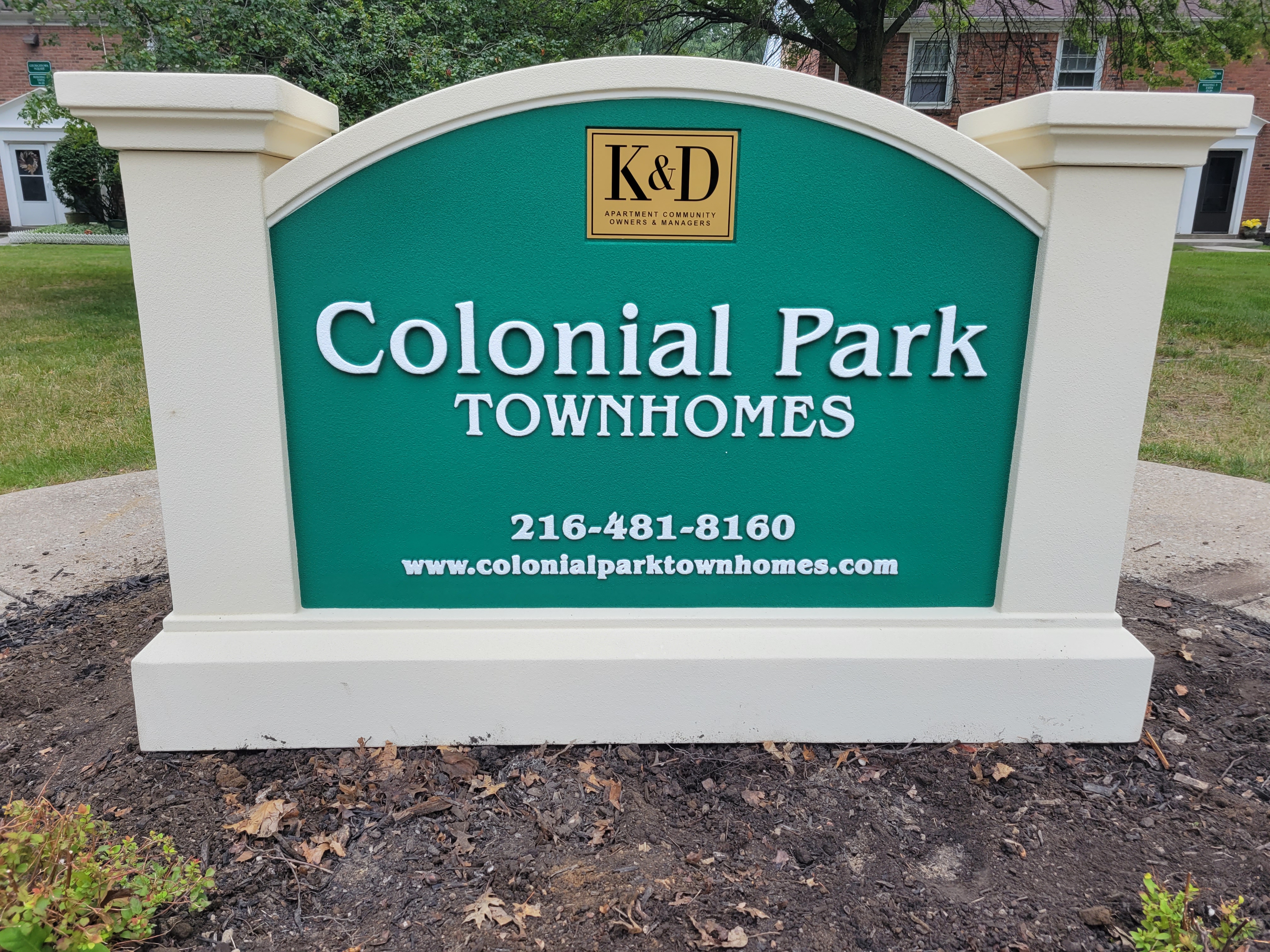 Monument & Yard Signs