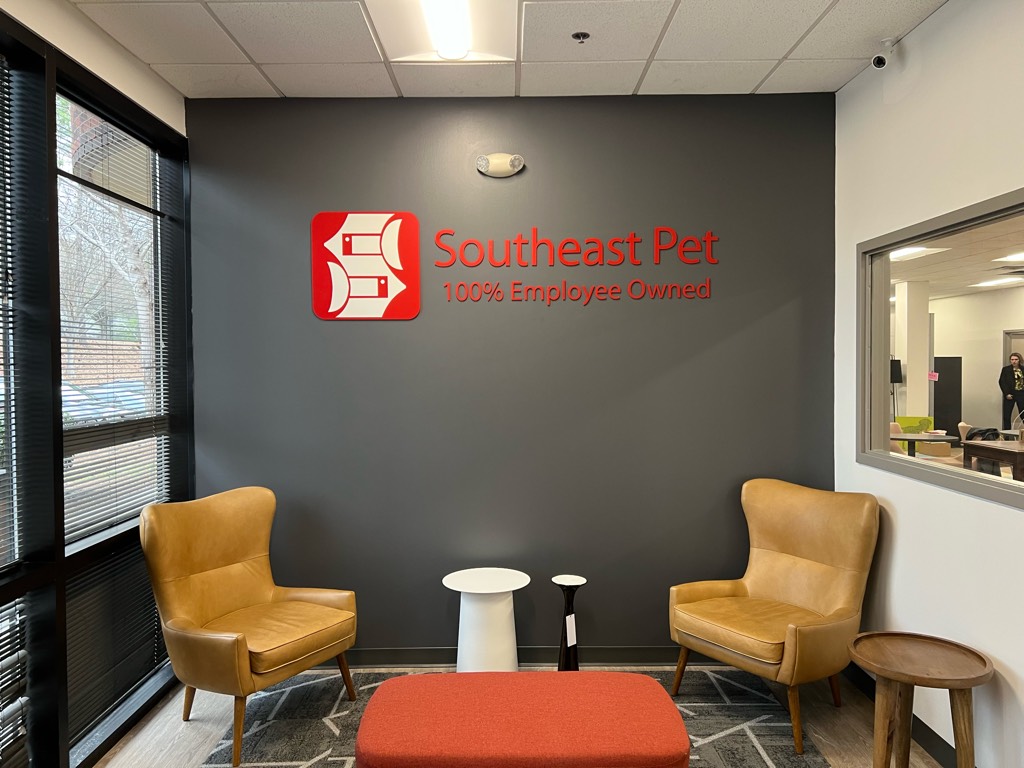 Southeast Pet Wall Graphic