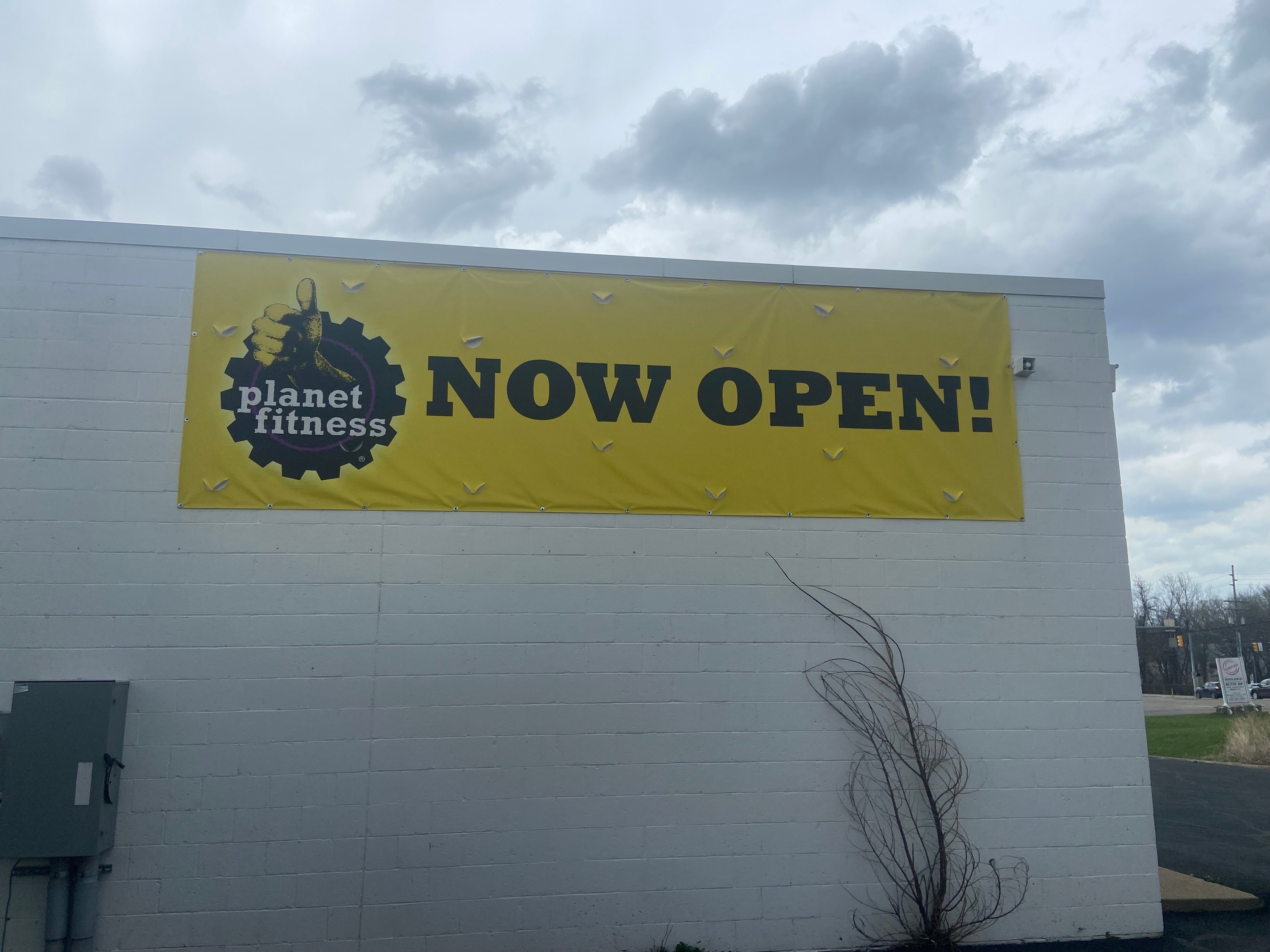 Planet Fitness Now Open Banner