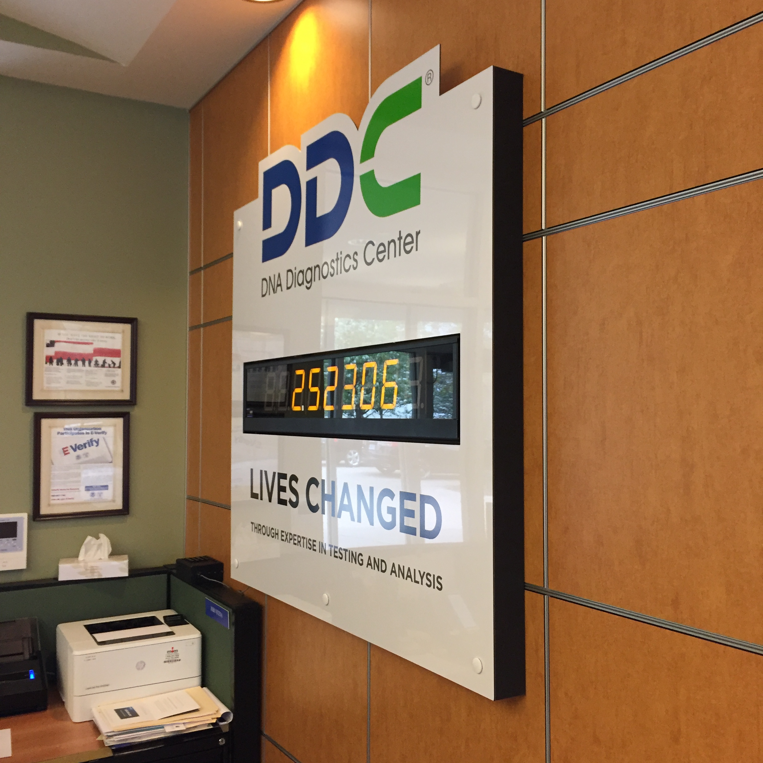 DNA Diagnostics Center ADA Signage