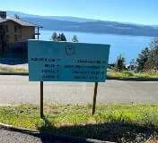 Directional signage on the beach