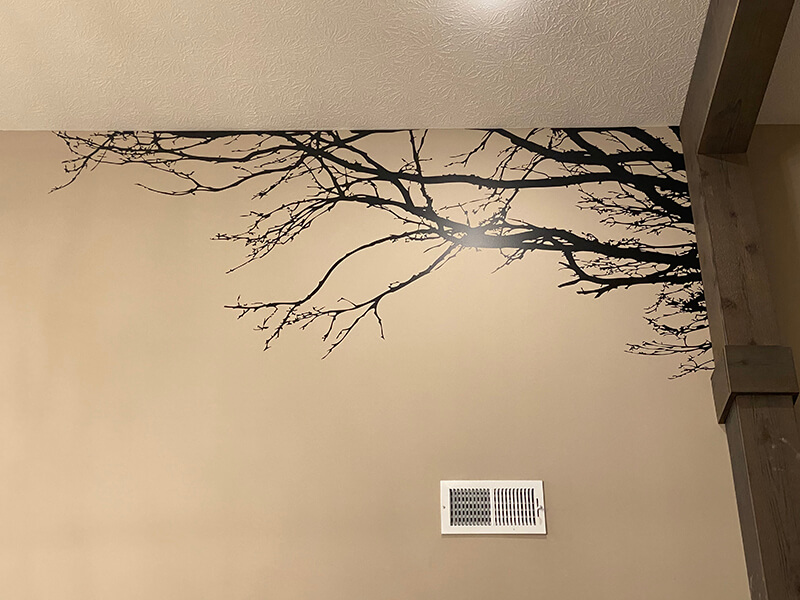 Branch drawing in the wall