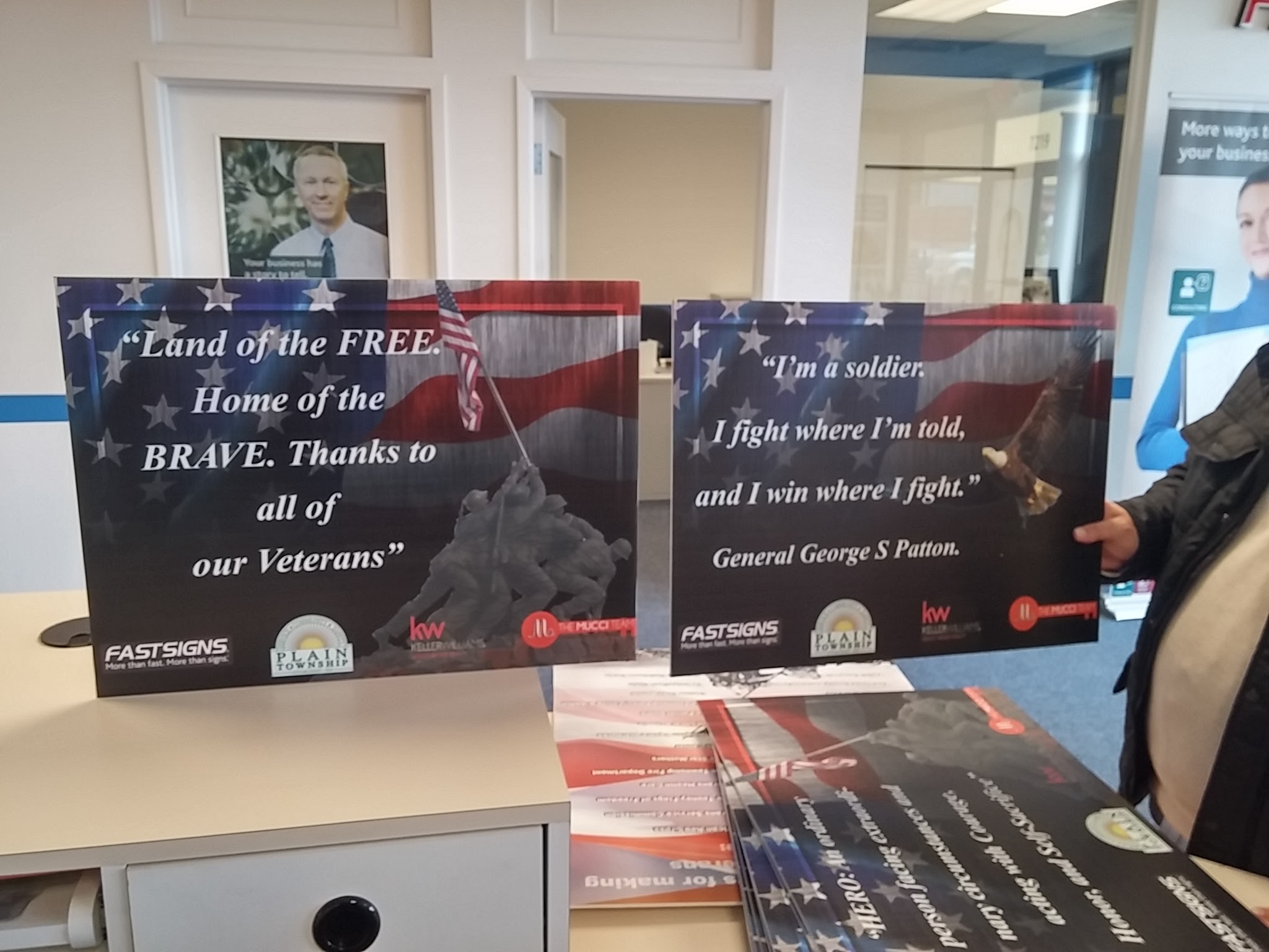 Custom Signs & Banners