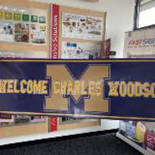 Custom Signs & Banners